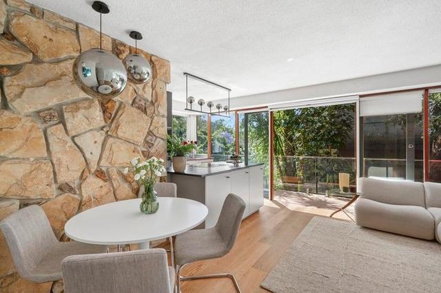 4/92 McCarrs Creek Road, NSW 2105