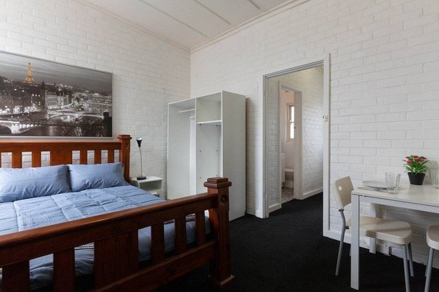 34/122 Terrace Road, WA 6000