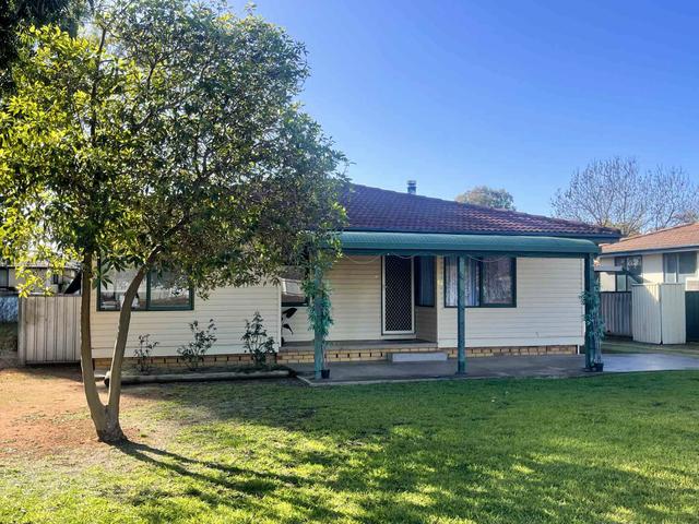 54 Middleton Avenue, NSW 2680
