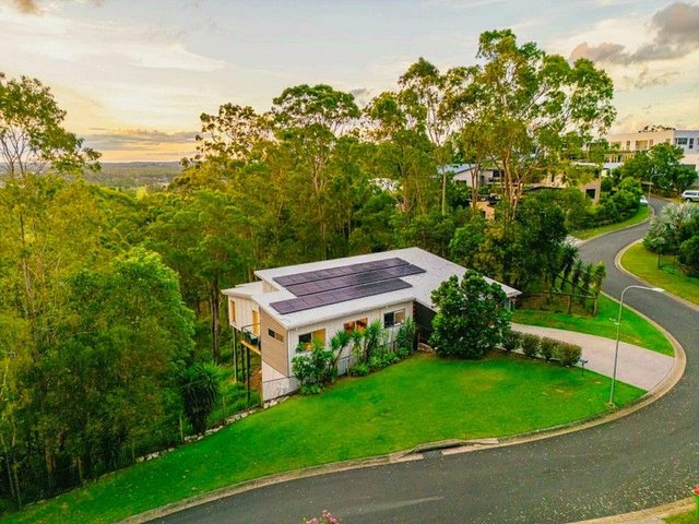 21 Range Drive, QLD 4128
