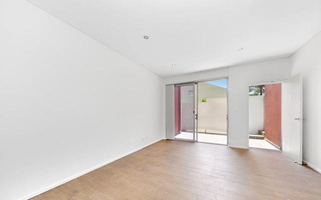1/1 Victoria  Avenue, NSW 2222