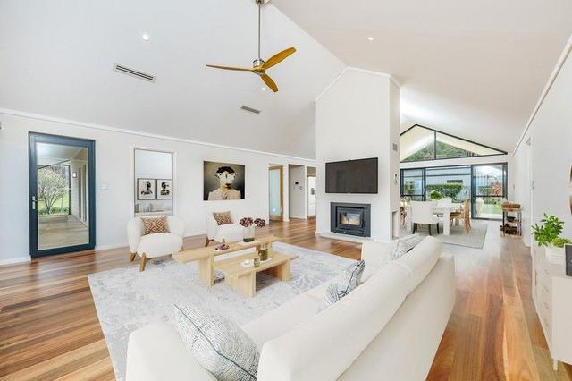 43 Wallaroo Drive, WA 6084