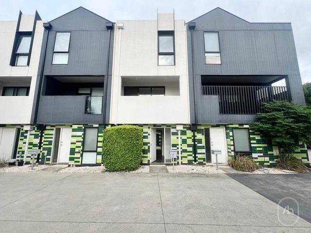 11/163 Carinish Road, VIC 3168