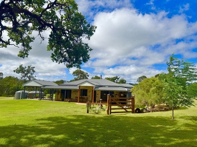 881 New England Highway, QLD 4614