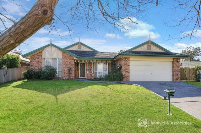 15 O'Brien  Court, NSW 2640