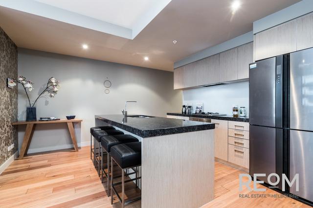 2205/228 A'Beckett Street, VIC 3000