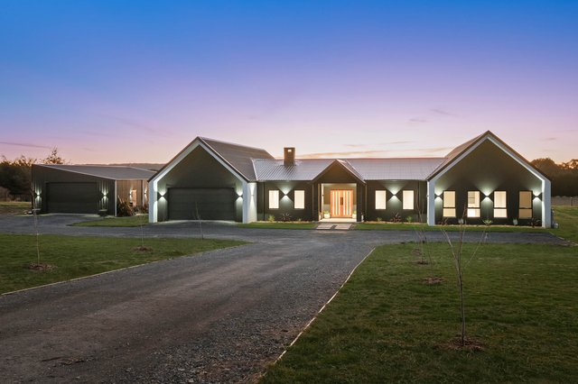 121 Reservoir Road, NSW 2583