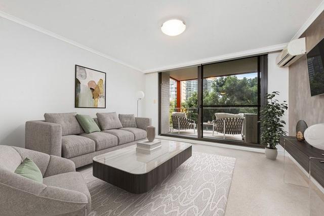 701/66 Bowman Street, NSW 2009