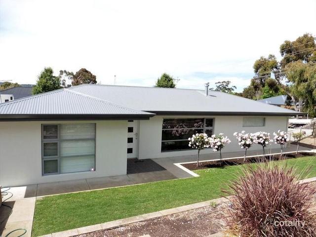 32 Black Road, SA 5159