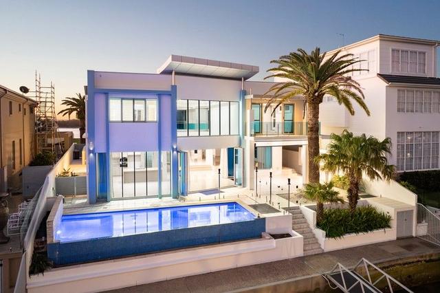 20 Knightsbridge Parade West, QLD 4216