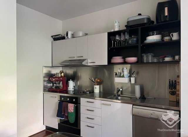 ID:21198713/139 Commercial Road, QLD 4005