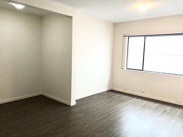 9/108 Ebley  Street, NSW 2022