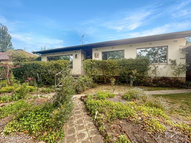 253 La Perouse St, ACT 2603