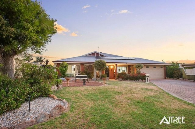 8 Skiff Court, WA 6169