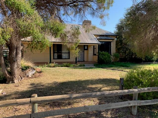 9 Sarnia Avenue, VIC 3500