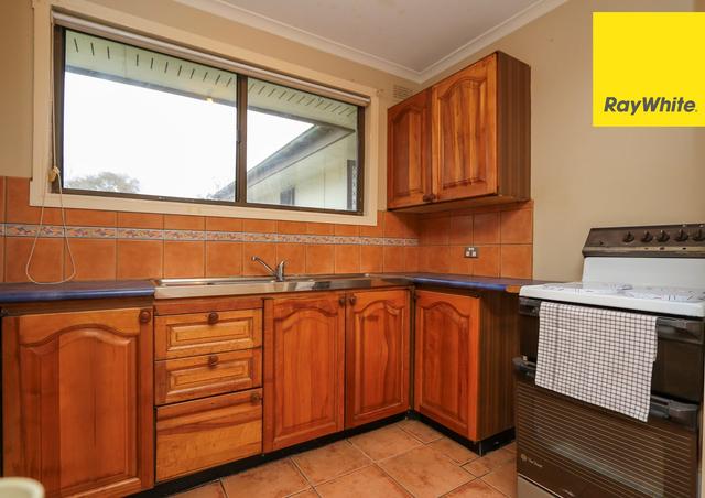 4 Waratah Avenue, NSW 2360