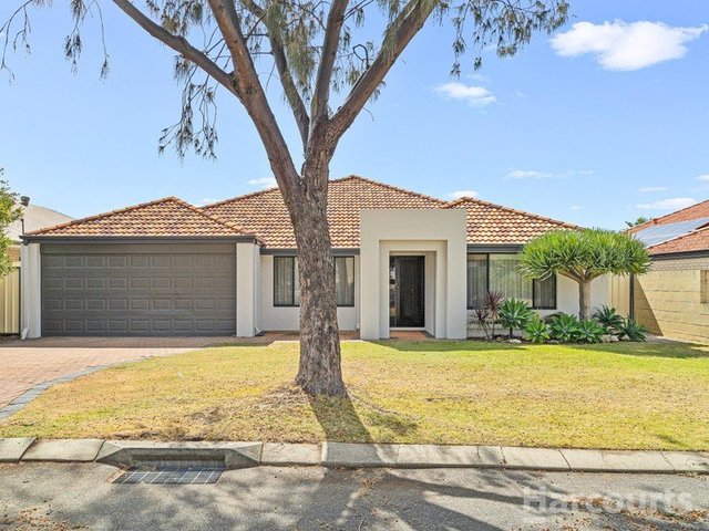 12 Possum Drive, WA 6210