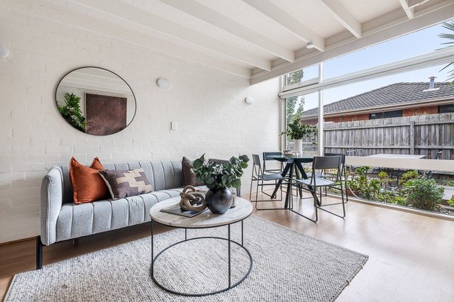 2/20 Johnstone Street, VIC 3144