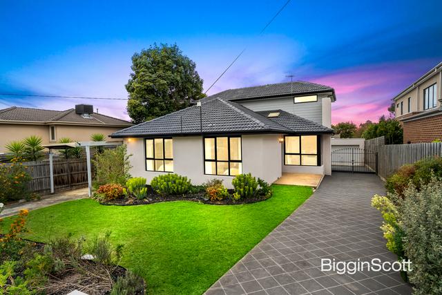 4 Riviera Street, VIC 3149