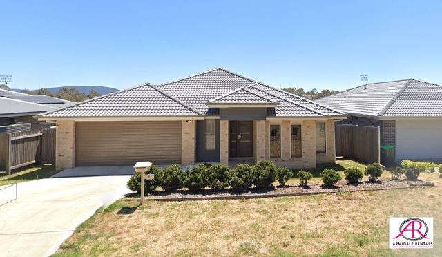 6 Harden Street, NSW 2350