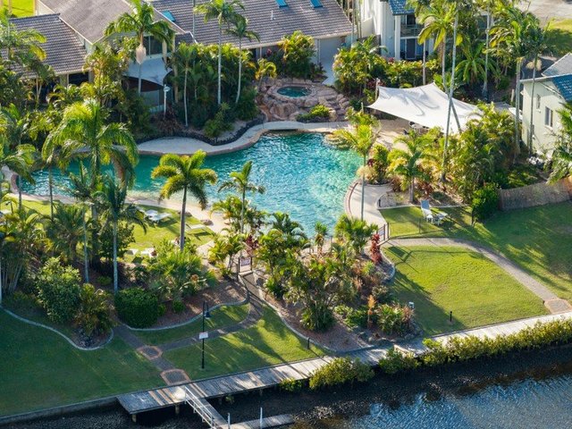 142/215 Cottesloe Drive, QLD 4218