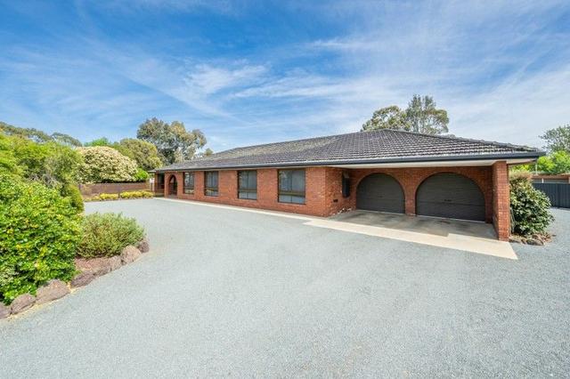 5 Davies Drive, VIC 3631