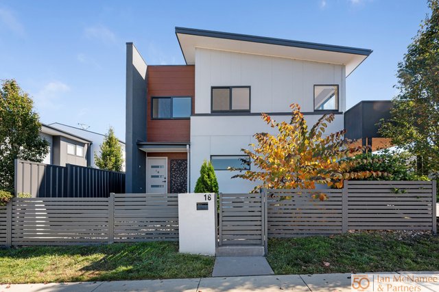 18 Zealie Bend, NSW 2620