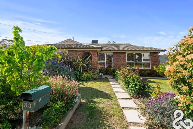 30 Cumberland  Crescent, VIC 3074