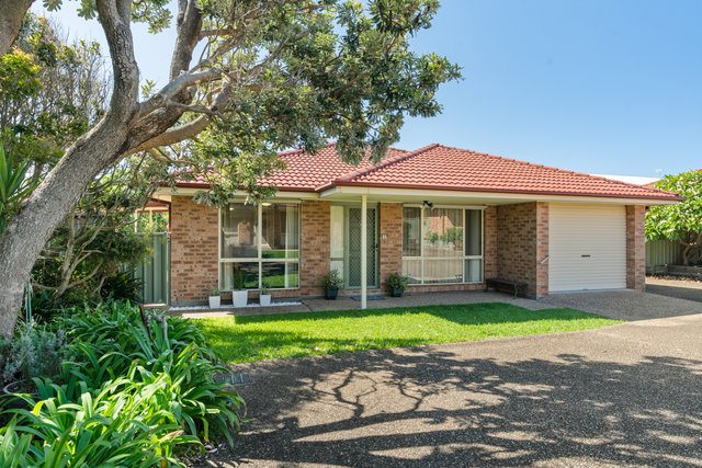 6/93 Deering Street, NSW 2539