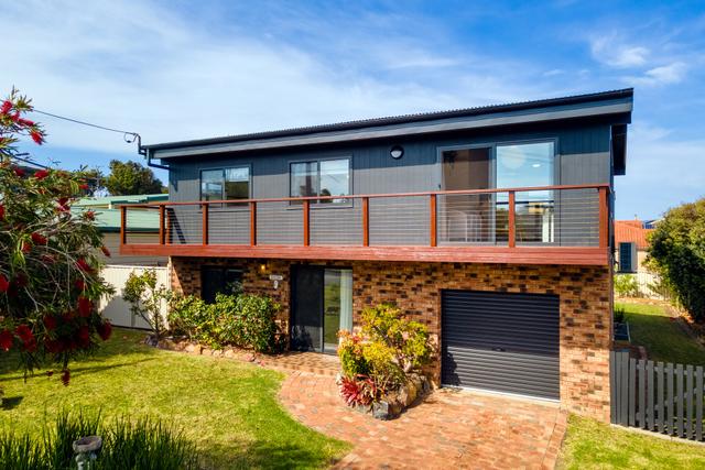 9 Callow Place, NSW 2546