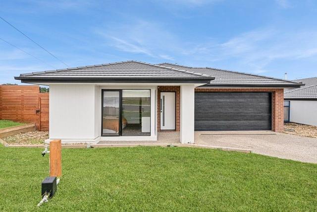 8 Vista Court, VIC 3658