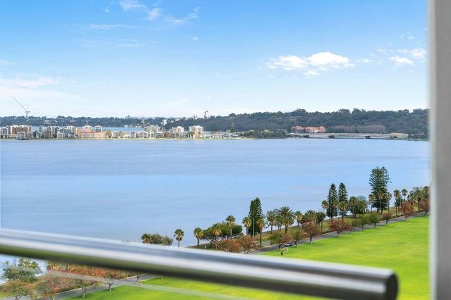 55/42-52 Terrace Road, WA 6004