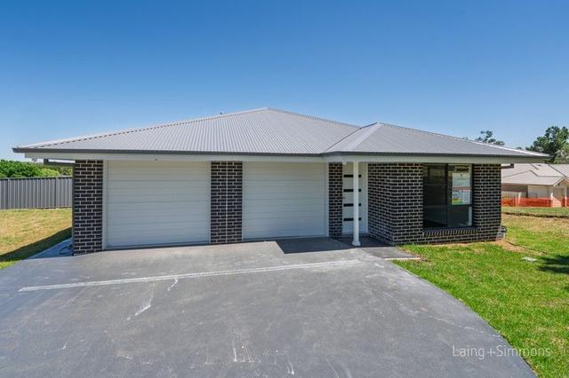 2/13 Cluny Road, NSW 2350