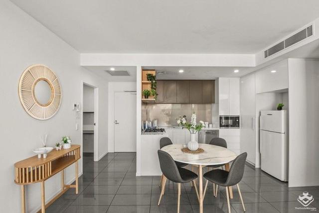 204/32 Russell St, QLD 4101