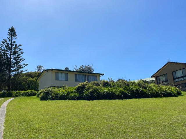 8 Clive Court, NSW 2537