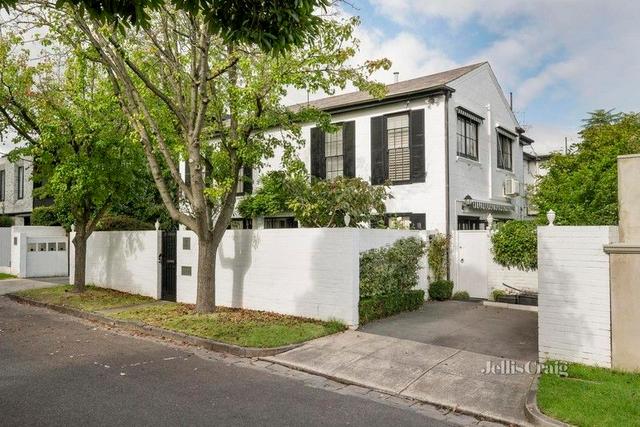 1/8 Devorgilla Avenue, VIC 3142
