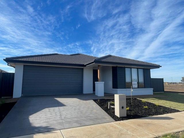 13 Gallop Circuit, VIC 3616