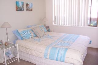 Bed 2 (2011-04-24)