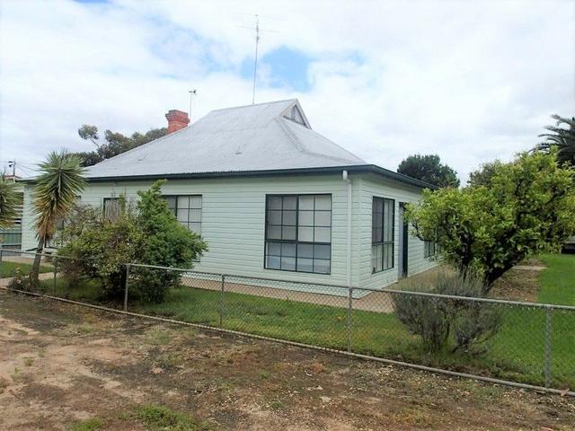 7 Osborne St, NSW 2645