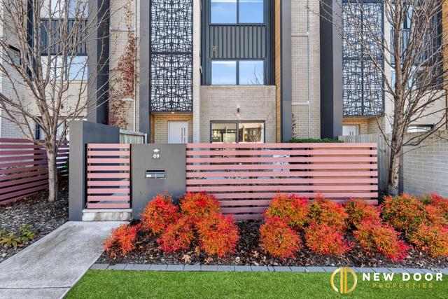 9 Harold White Avenue, ACT 2611