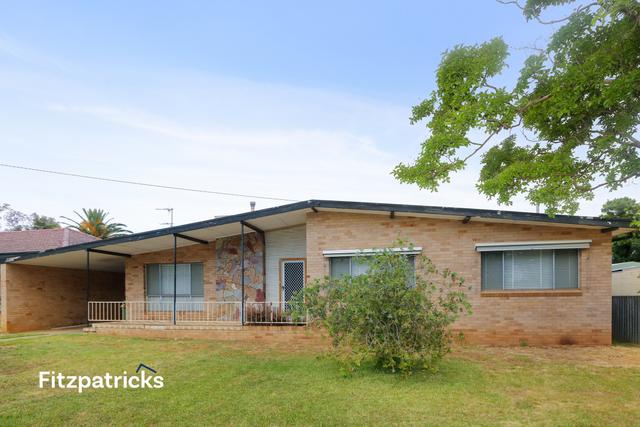 12 Lusher Avenue, NSW 2650