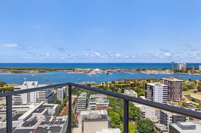 22401/5 Lawson Street, QLD 4215