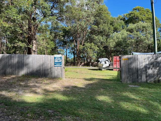 24 Cook Ave, QLD 4184