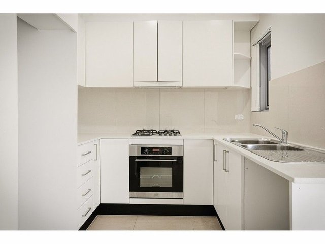 5/32-34 Denmark Street, NSW 2160