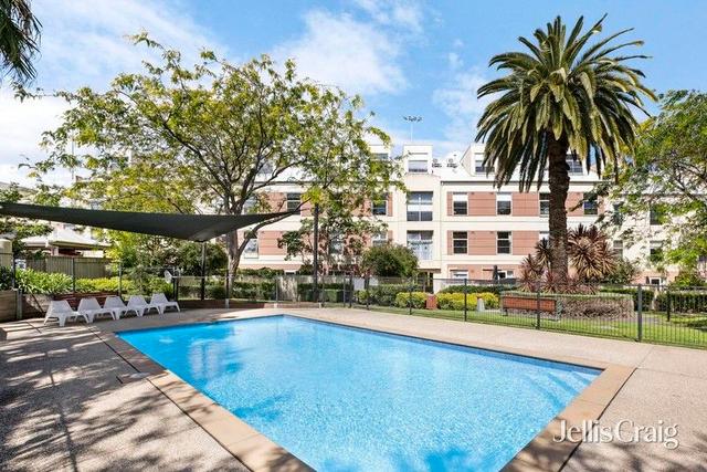 1/81 Field Street, VIC 3068