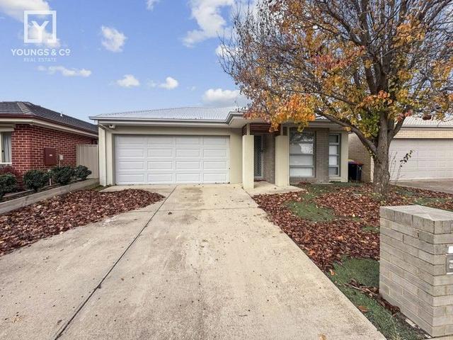 13 Bronze St, VIC 3630