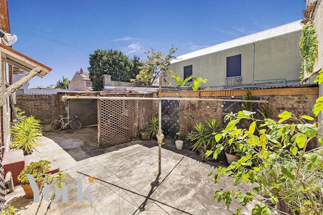 2/79 Allen Street, NSW 2040