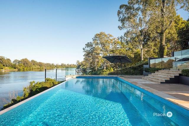 104 Rome Street South, QLD 4104