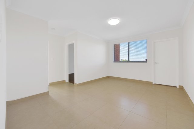 04/480 Merrylands Rd, NSW 2160