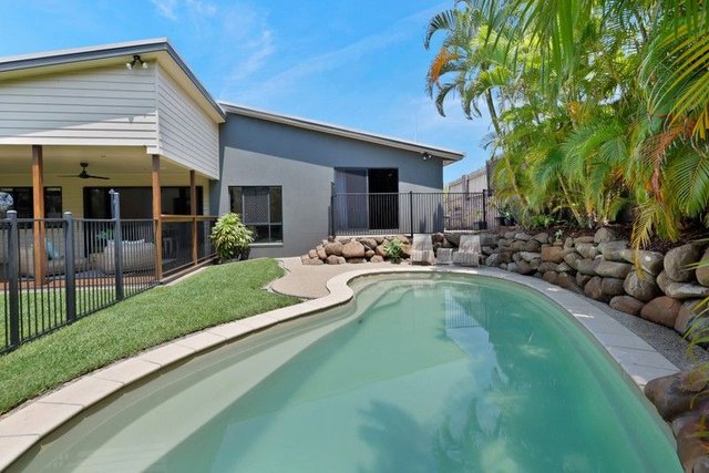 22 Sunseeker Court, QLD 4740